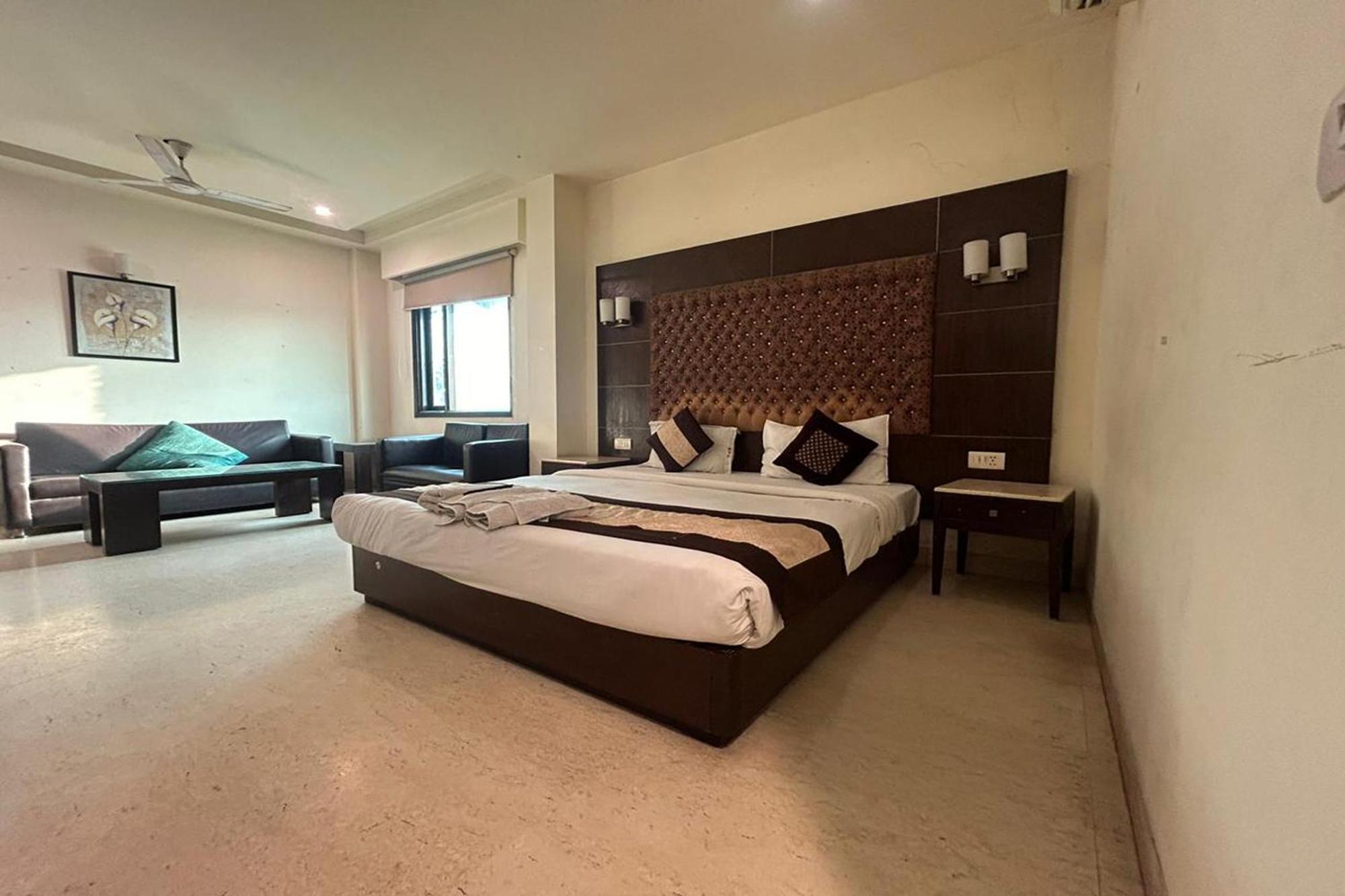 The Metropolis Guest House Near Rk Ashram Metro Station New Delhi Extérieur photo
