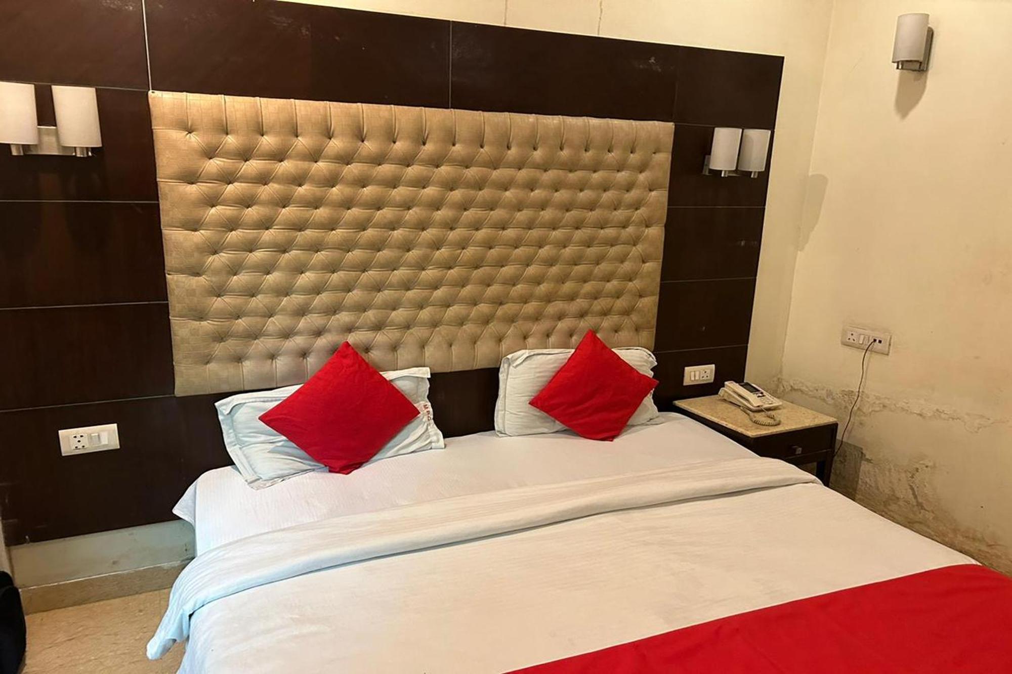The Metropolis Guest House Near Rk Ashram Metro Station New Delhi Extérieur photo
