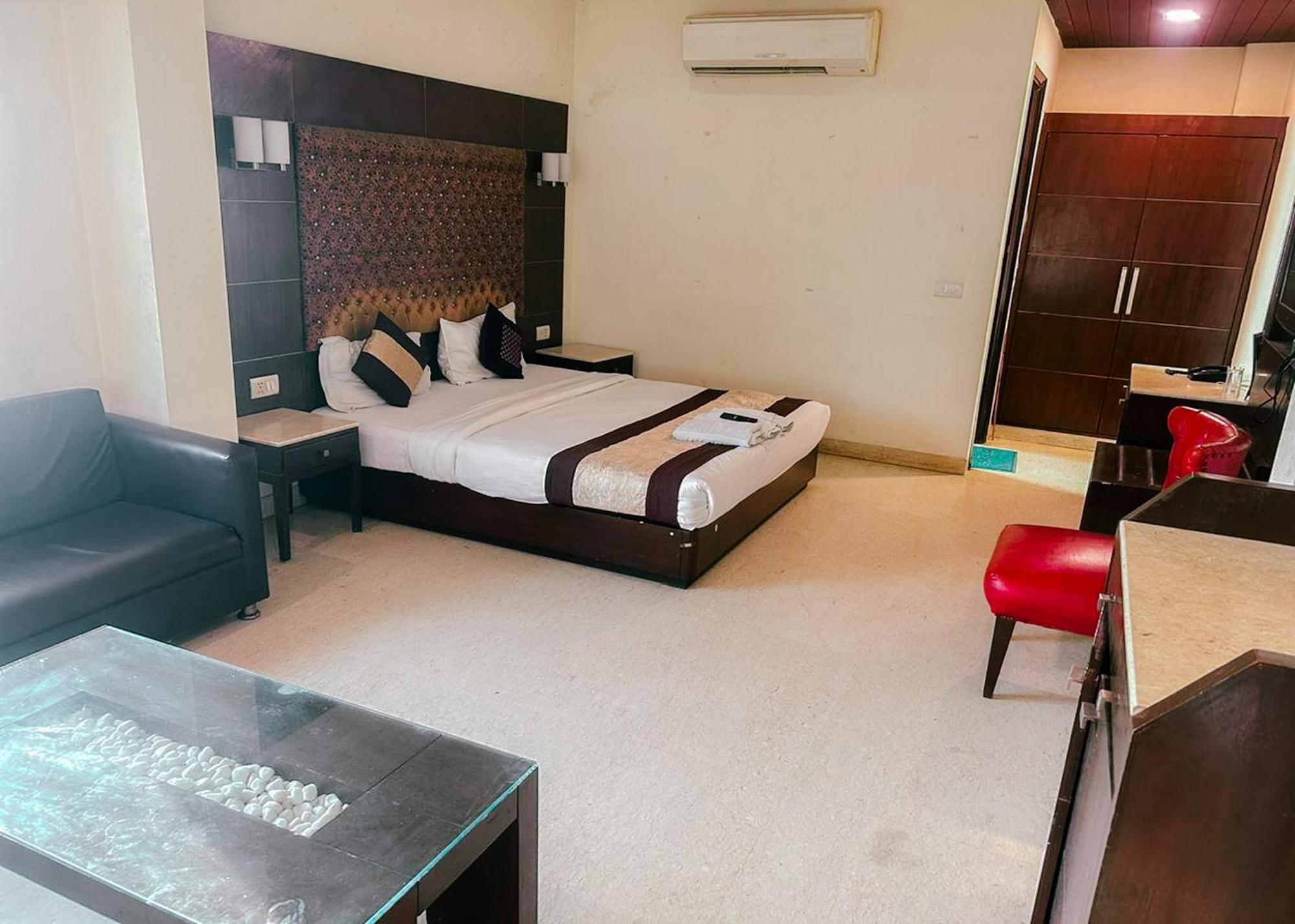 The Metropolis Guest House Near Rk Ashram Metro Station New Delhi Extérieur photo