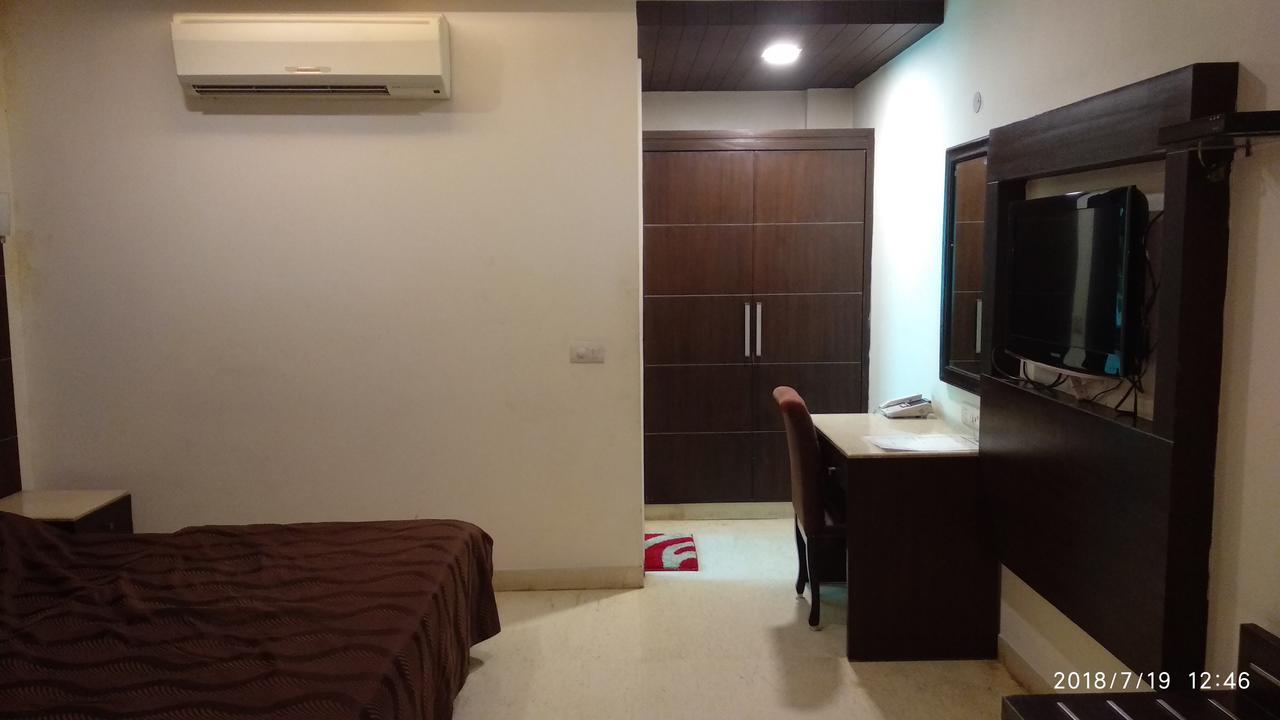 The Metropolis Guest House Near Rk Ashram Metro Station New Delhi Extérieur photo